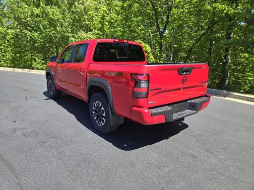 Red Alert 2024 Nissan Frontier PRO-4X