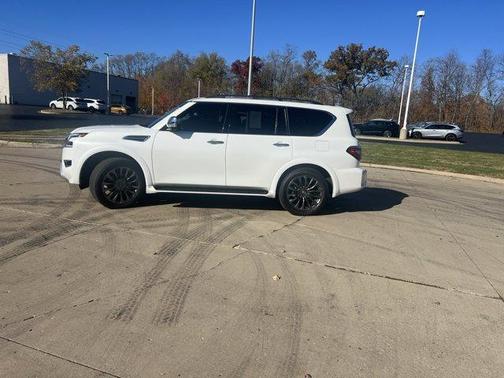 2024 Nissan Armada Platinum