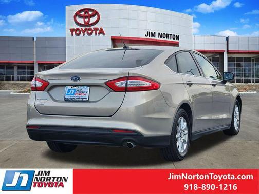 2015 Ford Fusion S