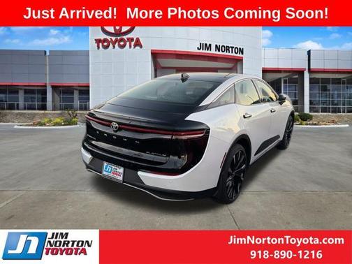 2025 Toyota Crown Platinum