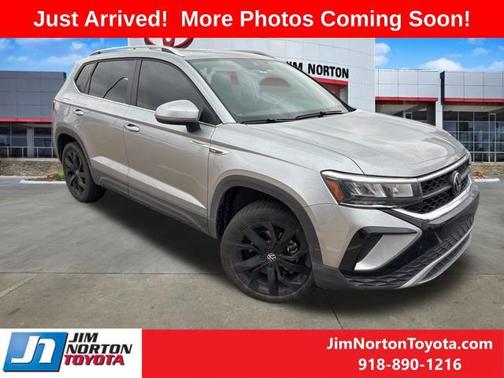 2024 Volkswagen Taos 1.5T SE