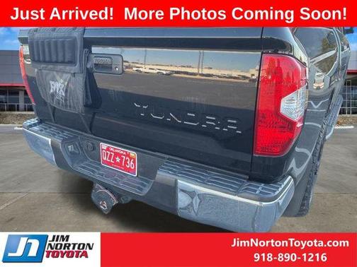2016 Toyota Tundra SR5