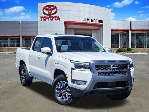 Glacier White 2025 Nissan Frontier SL