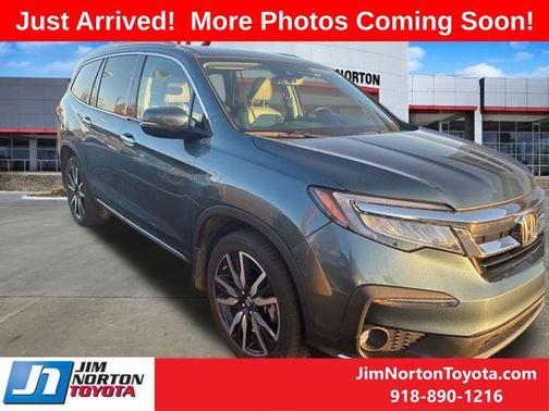 2019 Honda Pilot Touring 8-Passenger