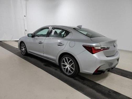 Photo 3 of 10 of 2019 Acura ILX Premium Package
