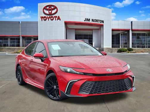 Supersonic Red 2025 Toyota Camry SE