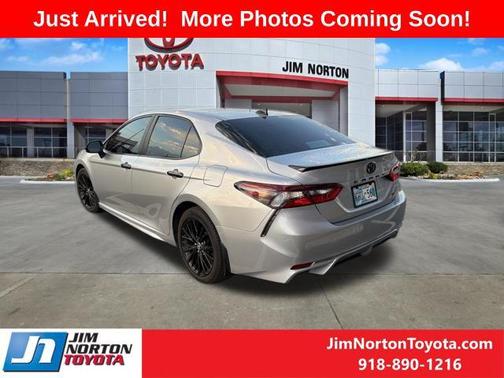Celestial Silver Metallic 2021 Toyota Camry SE