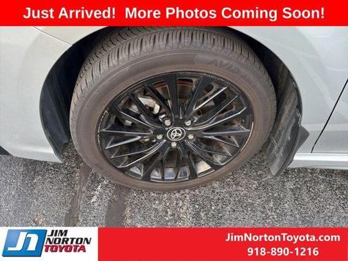 Celestial Silver Metallic 2021 Toyota Camry SE