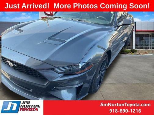2020 Ford Mustang EcoBoost