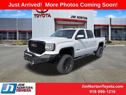 Summit White 2017 GMC Sierra 1500 SLE