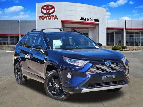2021 Toyota RAV4 Hybrid SE