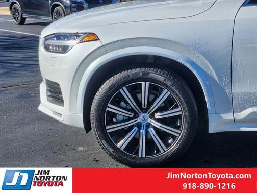 2023 Volvo XC90 B5 Core