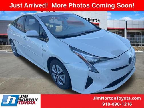 2018 Toyota Prius Two