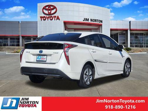2018 Toyota Prius Two