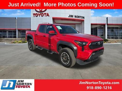 2025 Toyota Tacoma Hybrid TRD Off Road