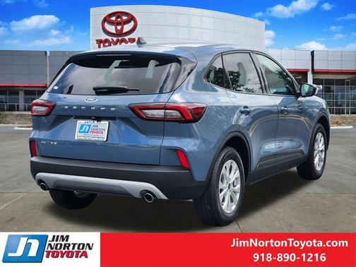 Vapor Blue Metallic 2025 Ford Escape Active