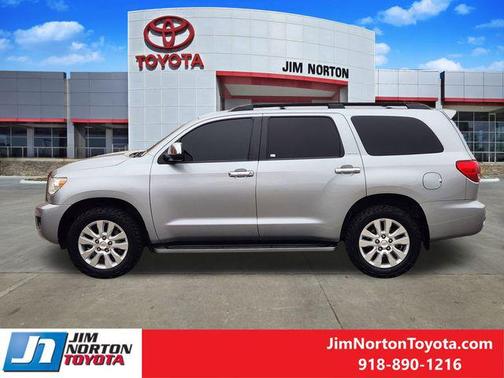 2016 Toyota Sequoia Platinum
