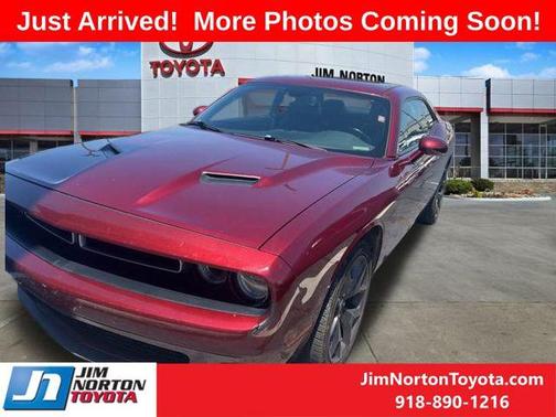 2018 Dodge Challenger SXT