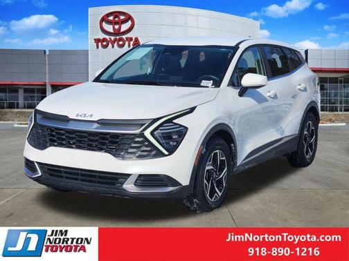 2024 Kia Sportage LX