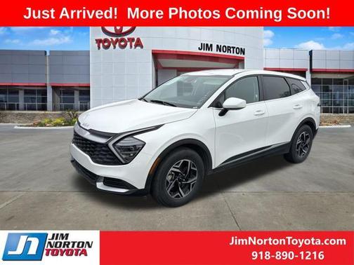 2024 Kia Sportage LX