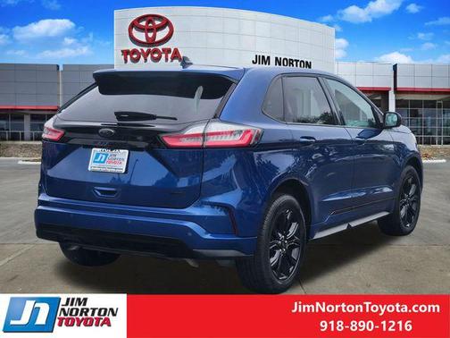 Atlas Blue Metallic 2023 Ford Edge SE