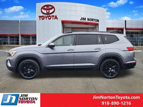 2024 Volkswagen Atlas 2.0T SE w/Technology