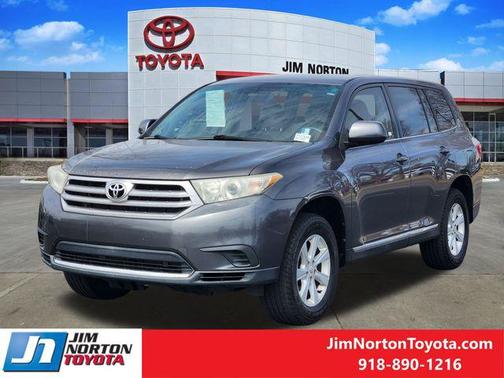 2011 Toyota Highlander SE