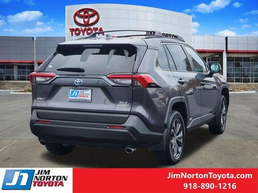 2024 Toyota RAV4 Hybrid XLE Premium