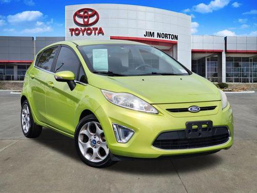 Lime Squeeze Metallic 2013 Ford Fiesta Titanium