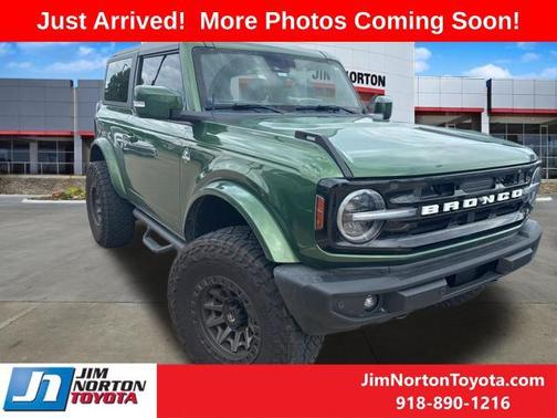 Eruption Green Metallic 2023 Ford Bronco Outer Banks