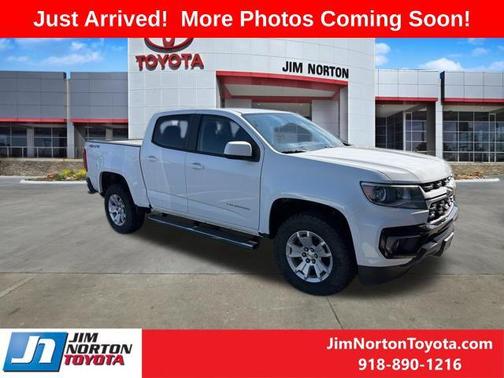 Summit White 2022 Chevrolet Colorado LT