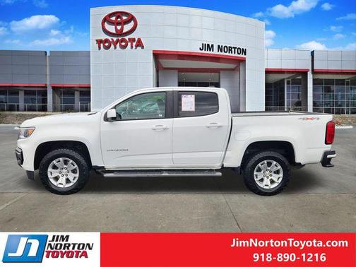 Summit White 2022 Chevrolet Colorado LT