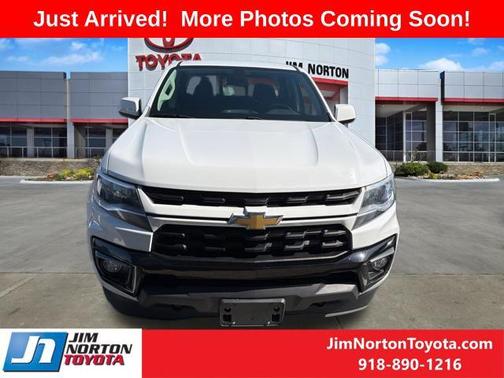 Summit White 2022 Chevrolet Colorado LT