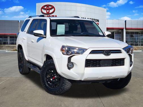 2023 Toyota 4Runner SR5 Premium