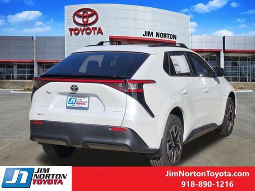 2026 Toyota bZ XLE Plus