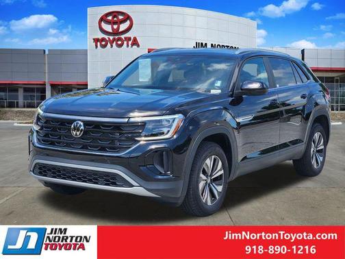 Deep Black Pearl 2026 Volkswagen Atlas Cross Sport 2.0T SE