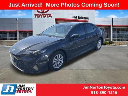 Underground 2025 Toyota Camry LE