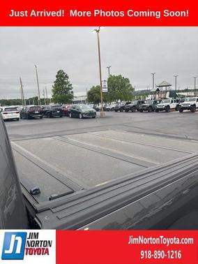 Magnetic 2017 Ford F-150 XLT