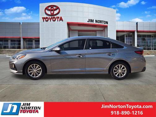 Machine Gray 2018 Hyundai SONATA SE