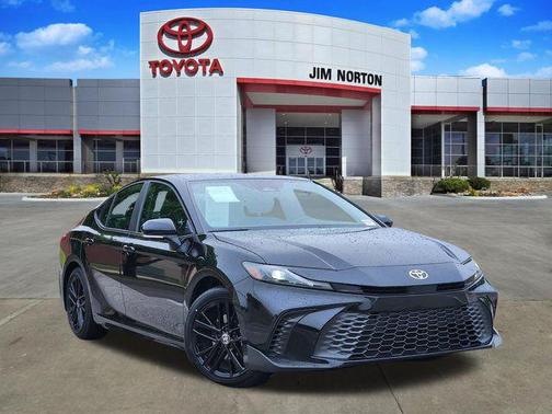Midnight Black Metallic 2025 Toyota Camry SE