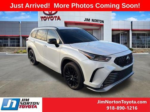 2024 Toyota Highlander XSE