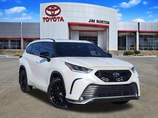 2024 Toyota Highlander XSE