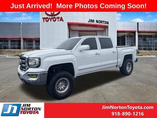 Summit White 2018 GMC Sierra 1500 SLT