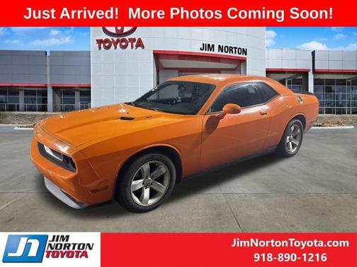 2012 Dodge Challenger SXT