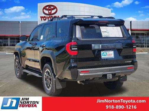 2025 Toyota 4Runner TRD Off Road