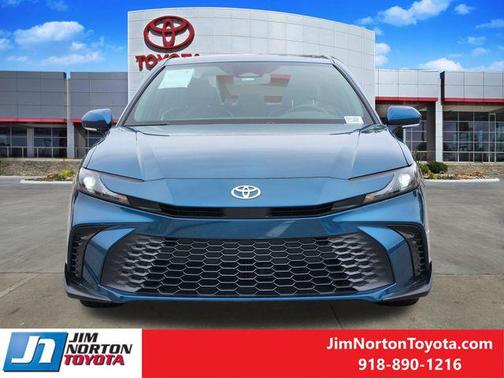 Ocean Gem 2025 Toyota Camry SE