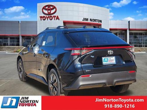 2026 Toyota bZ XLE Plus