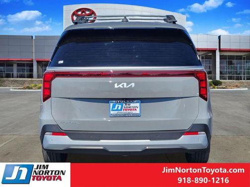 2025 Kia Carnival EX