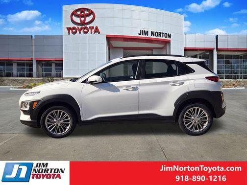 2021 Hyundai KONA SEL