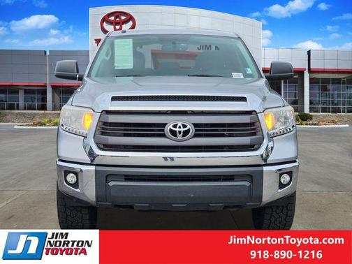 Silver Sky Metallic 2015 Toyota Tundra SR5